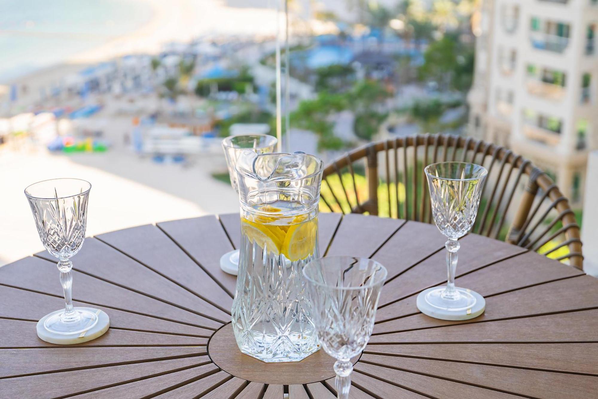 Private Beach 2 Bedroom Apartment With Panoramic Sea View And Pool Palm Jumeirah Apartment