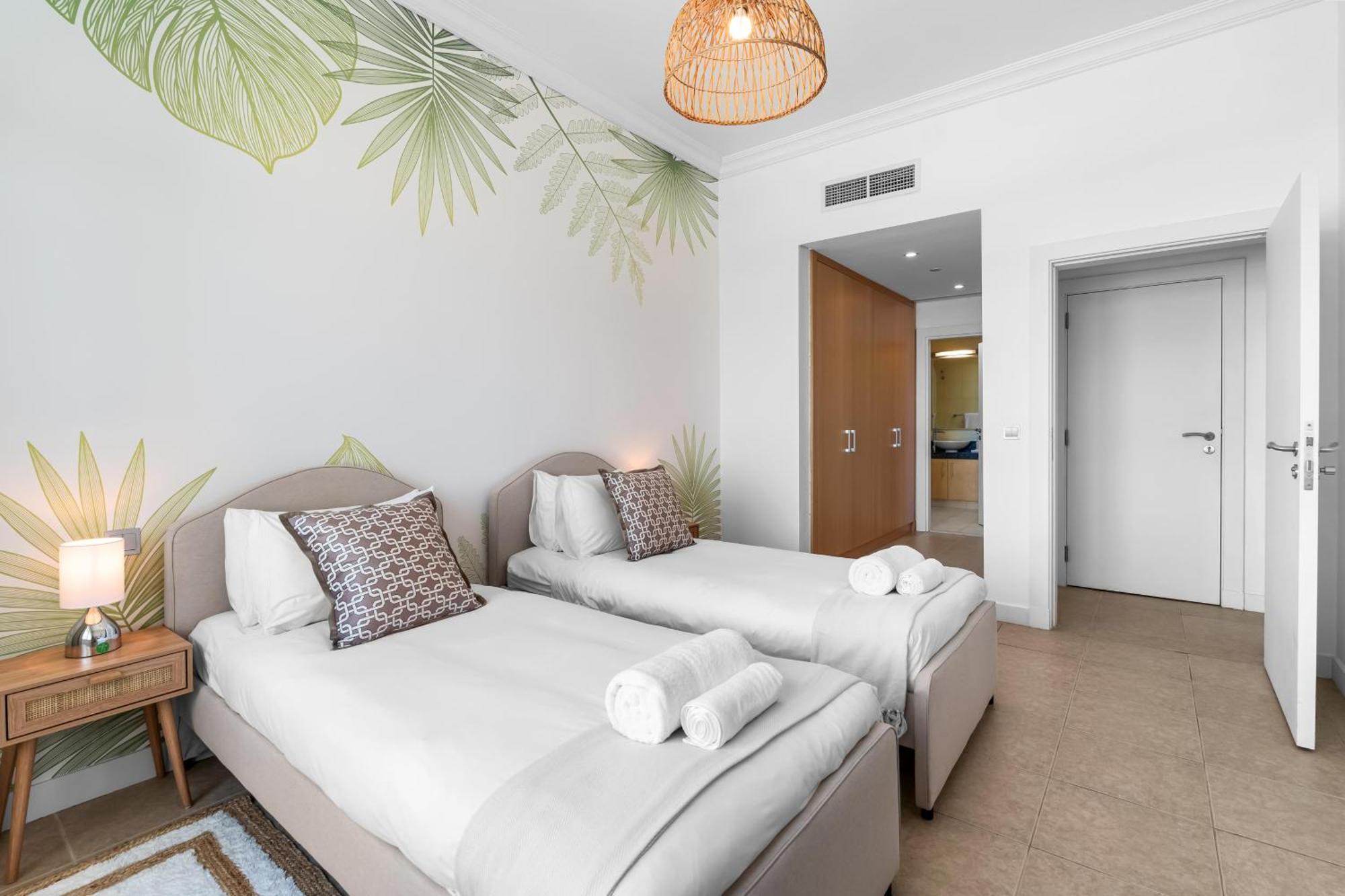 Apartment Private Beach 2 Bedroom Apartment With Panoramic Sea View And Pool Palm Jumeirah